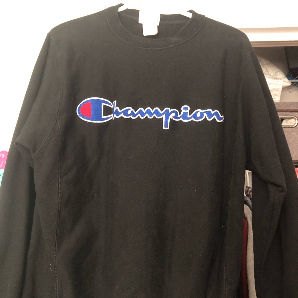 Champion black crewneck